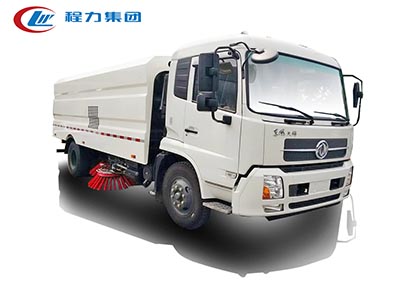 12方東風(fēng)天錦掃路車